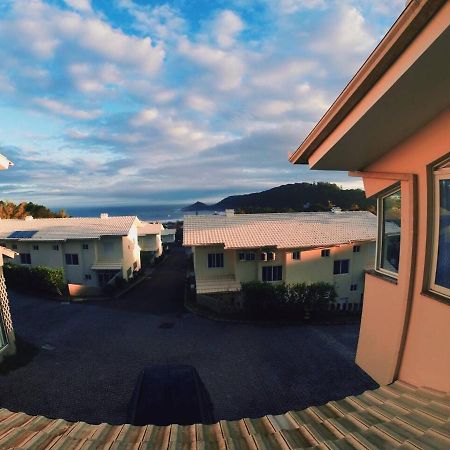 Moana Eco Beach House Hotel ฟลอเรียนอโปลิส ภายนอก รูปภาพ